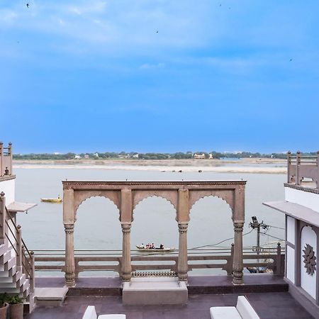 Guleria Kothi At Ganges Hotel Benares Buitenkant foto