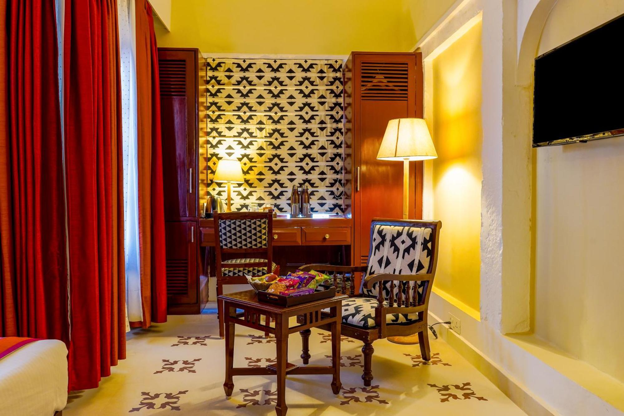 Guleria Kothi At Ganges Hotel Benares Buitenkant foto
