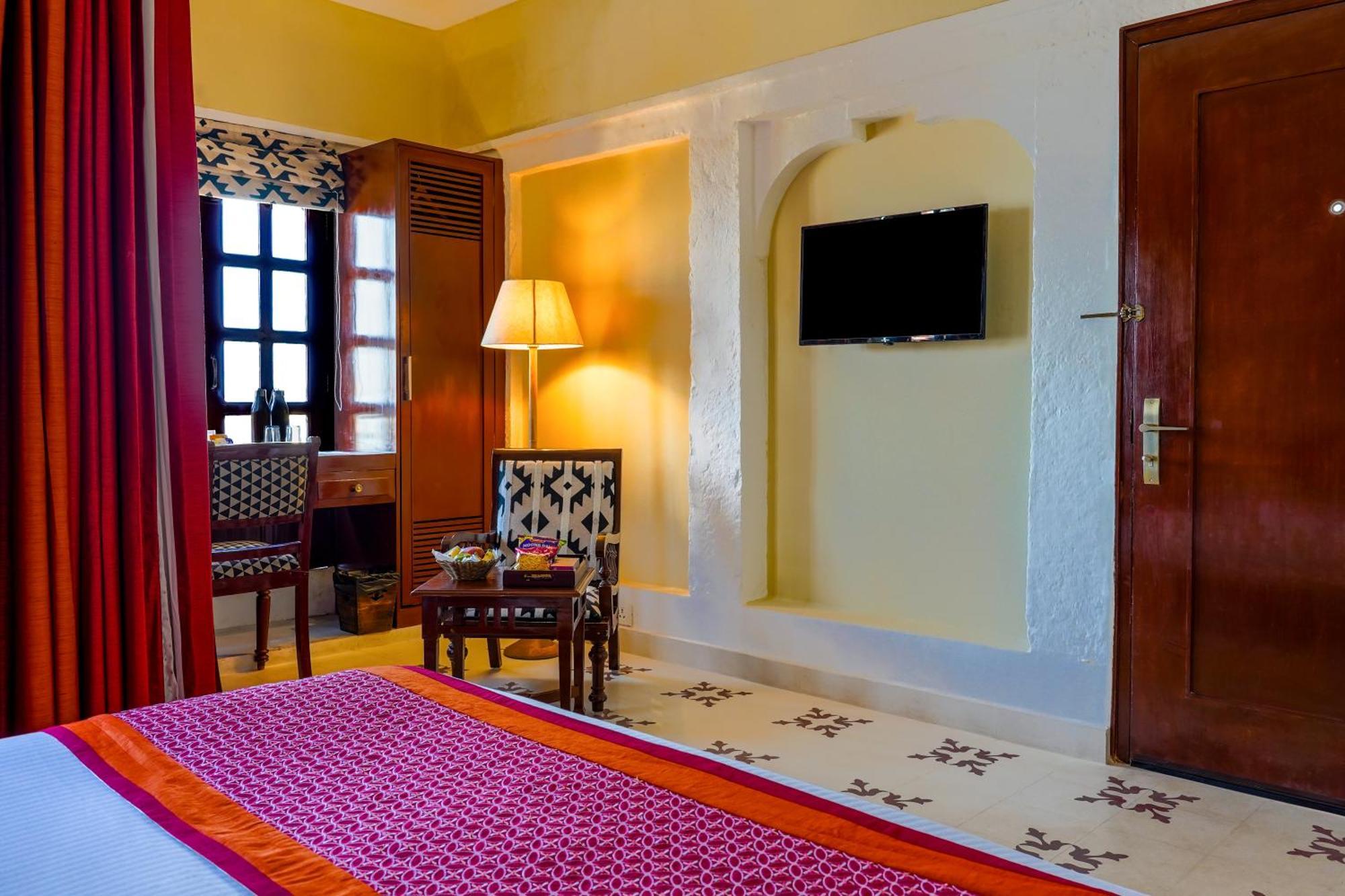 Guleria Kothi At Ganges Hotel Benares Buitenkant foto