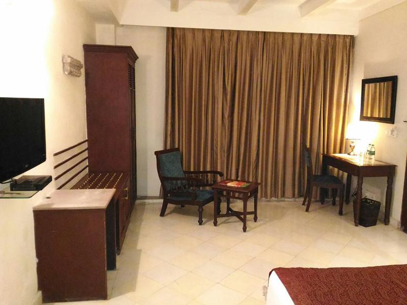 Guleria Kothi At Ganges Hotel Benares Buitenkant foto